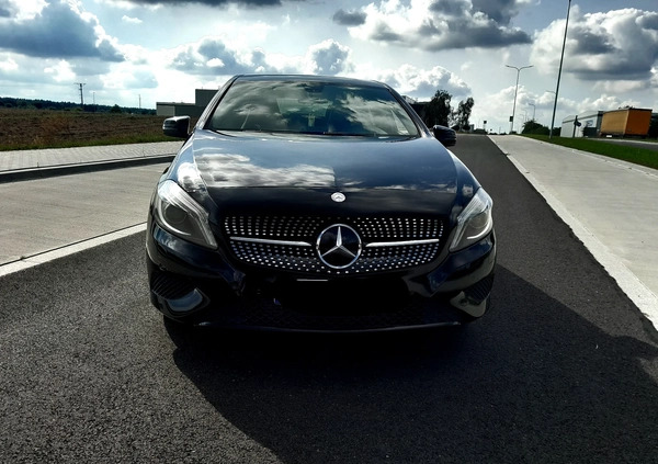 Mercedes-Benz Klasa A cena 59800 przebieg: 124000, rok produkcji 2015 z Mosina małe 254